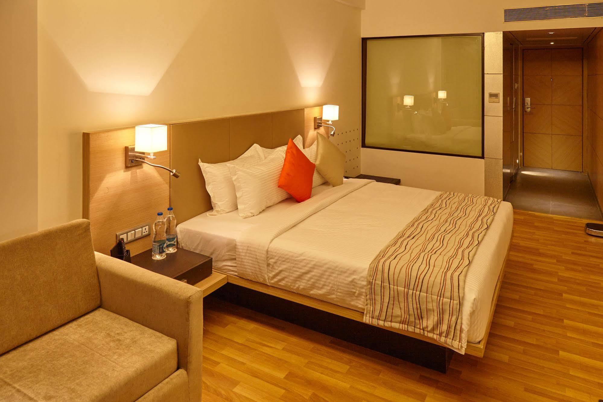 Meritas Picaddle 4* Lonavala